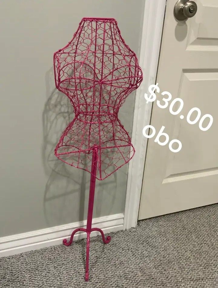 Wire Jewelry Display 