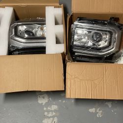 2016–2018 GMC Sierra 1500 HID Projector Headlights – Brand New (Left + Right)