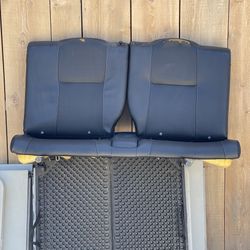 2005 Acura RSX Rear Seats 