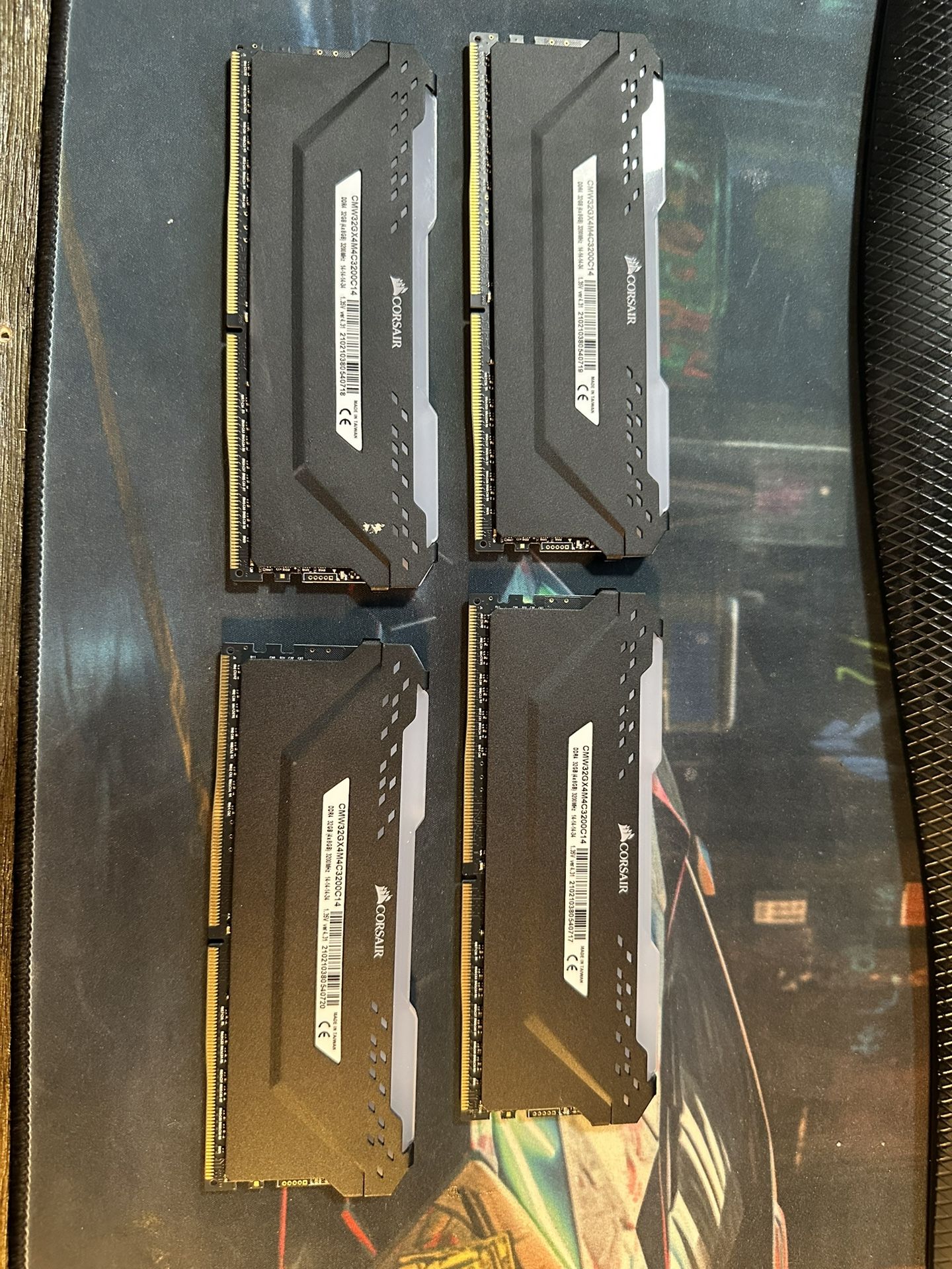 32Gb (4x8Gb) Corsair Vengence Pro RGB Ram