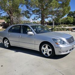 2005 Lexus LS 430