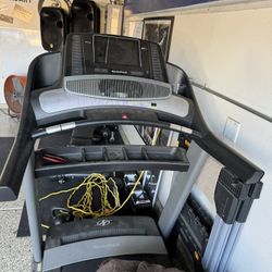 Nordic track Commercial 1750