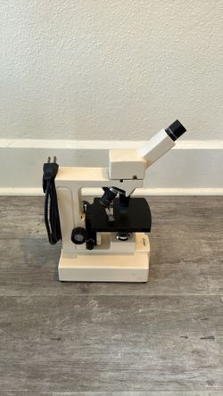 Microscope