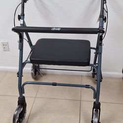 Bariatric Foldable Rollator Walker