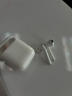 Apple Airpods first generation