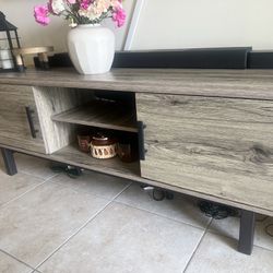 TV Console Table/Cabinet