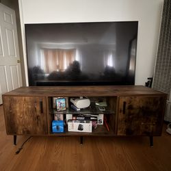 Mid-century modern TV stand / entertainment console