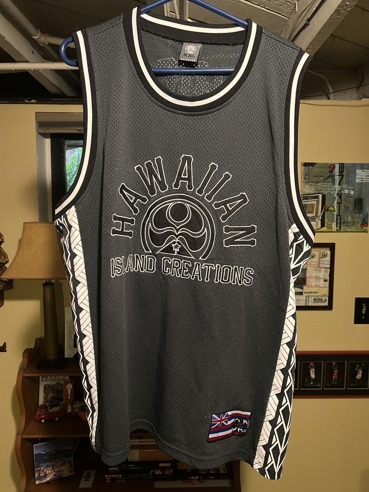 Hawaiian Island Creations XXL Jersey #50
