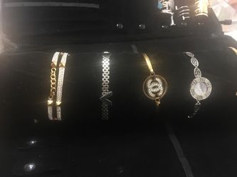 lote de pulseras nuevas