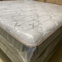 👑 NEW KING SIZE DOUBLE SIDED DELUXE MATTRESS W.BOXSPRINGS INCLUDED 👑 