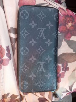 Louis Vuitton Zip Around Wallet