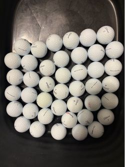 42 Titleist Prov1 golf Balls Mint
