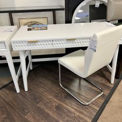 White Office Desk w/3drawers