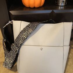 Lovely Gray Vegan Leather Bag $15 Pick Up