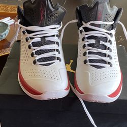 Jordan Melo 11 Size 8