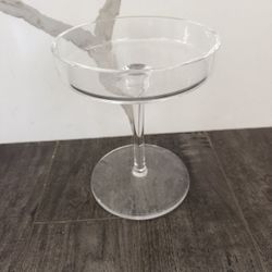 Glass Pedestal, Display, Hurricane Base. $15