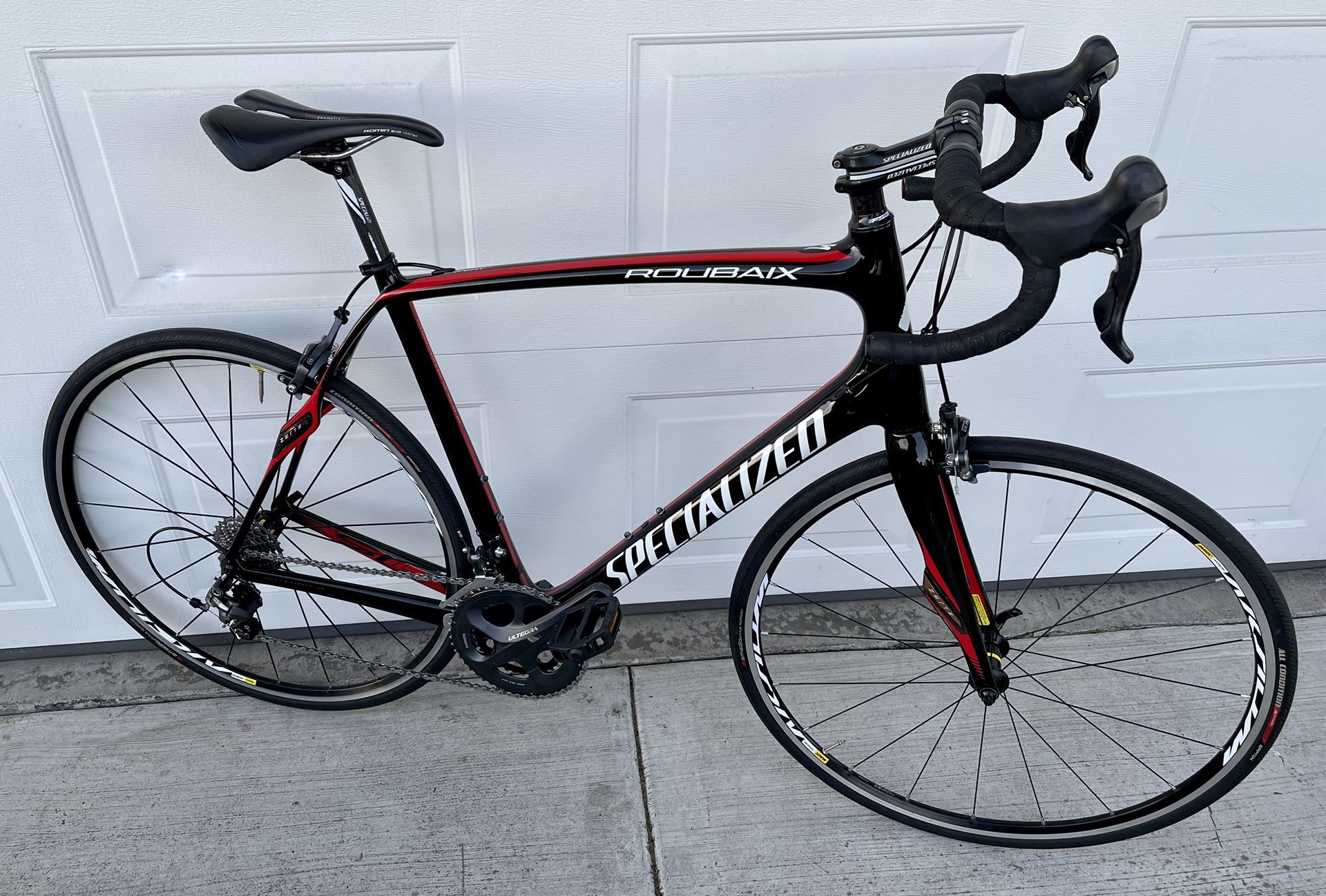 Specialized Roubaix Expert SL4 With Full Carbon Shimano Ultegra