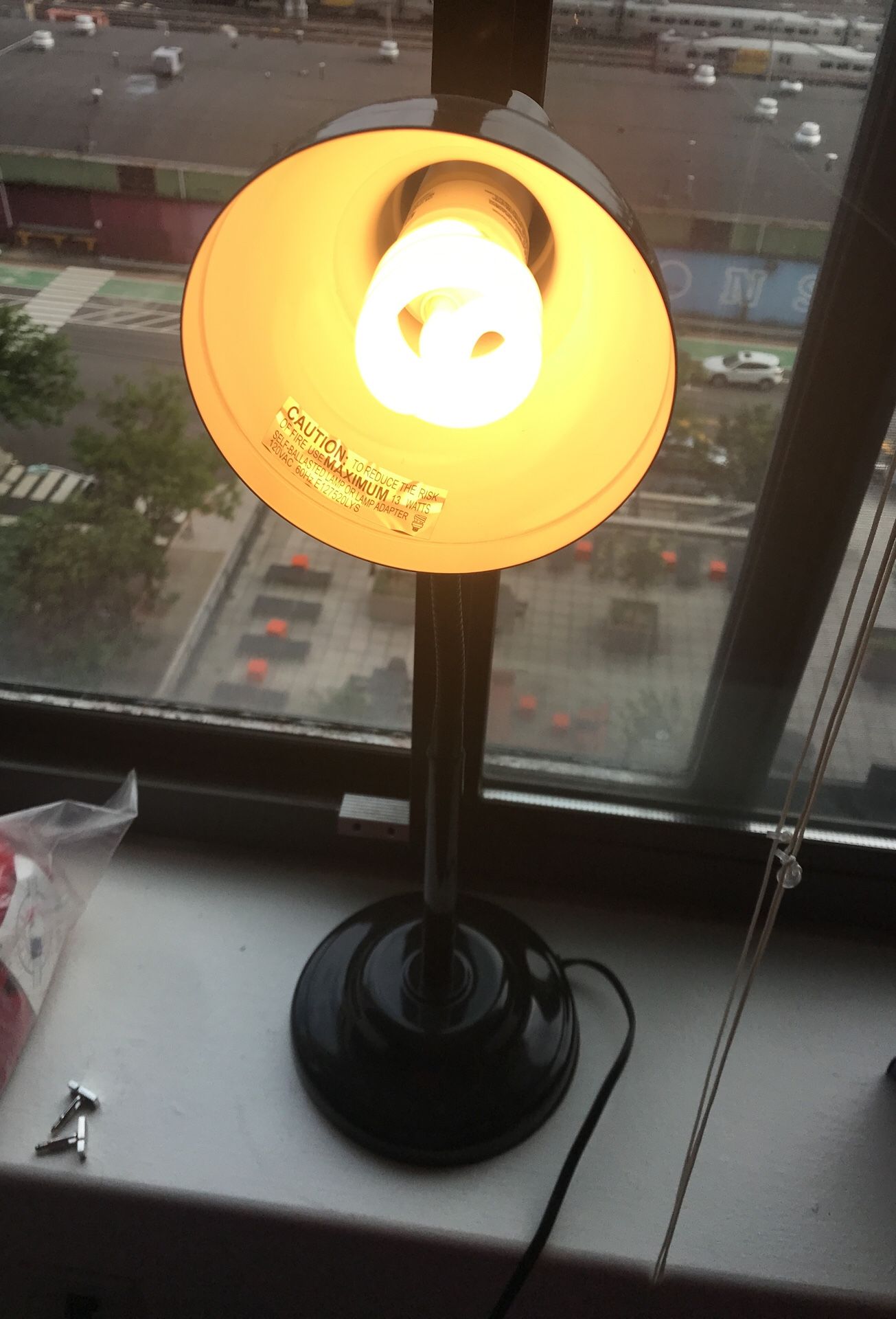 Desk Lamp $5