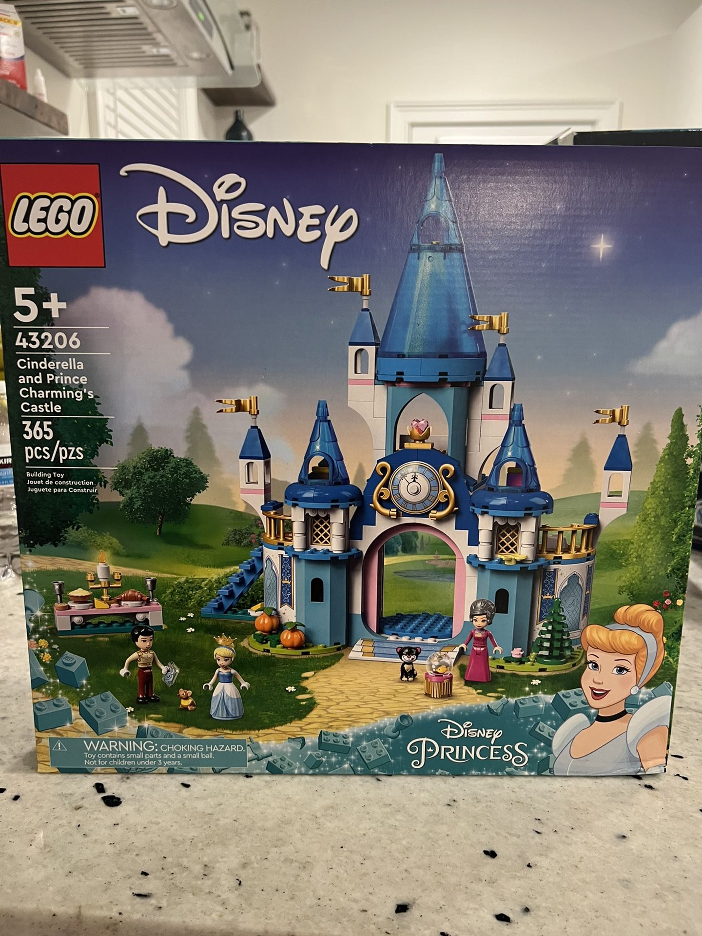 Lego Disney Cindarella And Prince Charming’s Castle