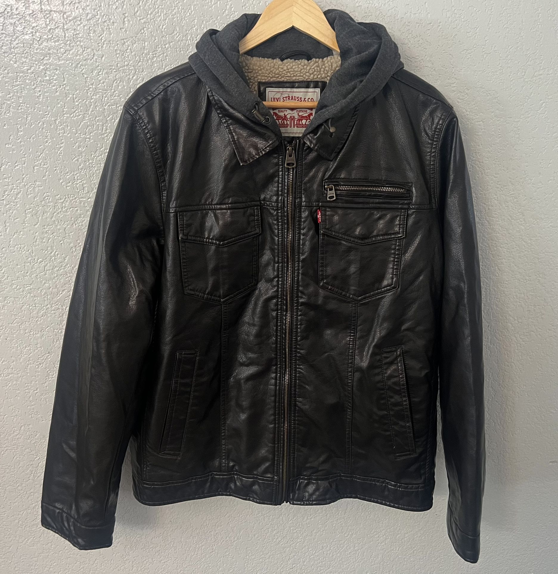 Levi’s Men’s Jacket Size LARGE Sherpa Lining