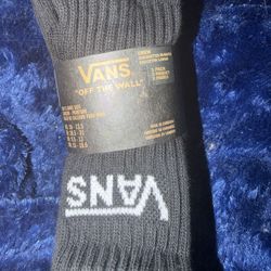 Boys 3 Pack Crew Socks 10-13.5 Nwt