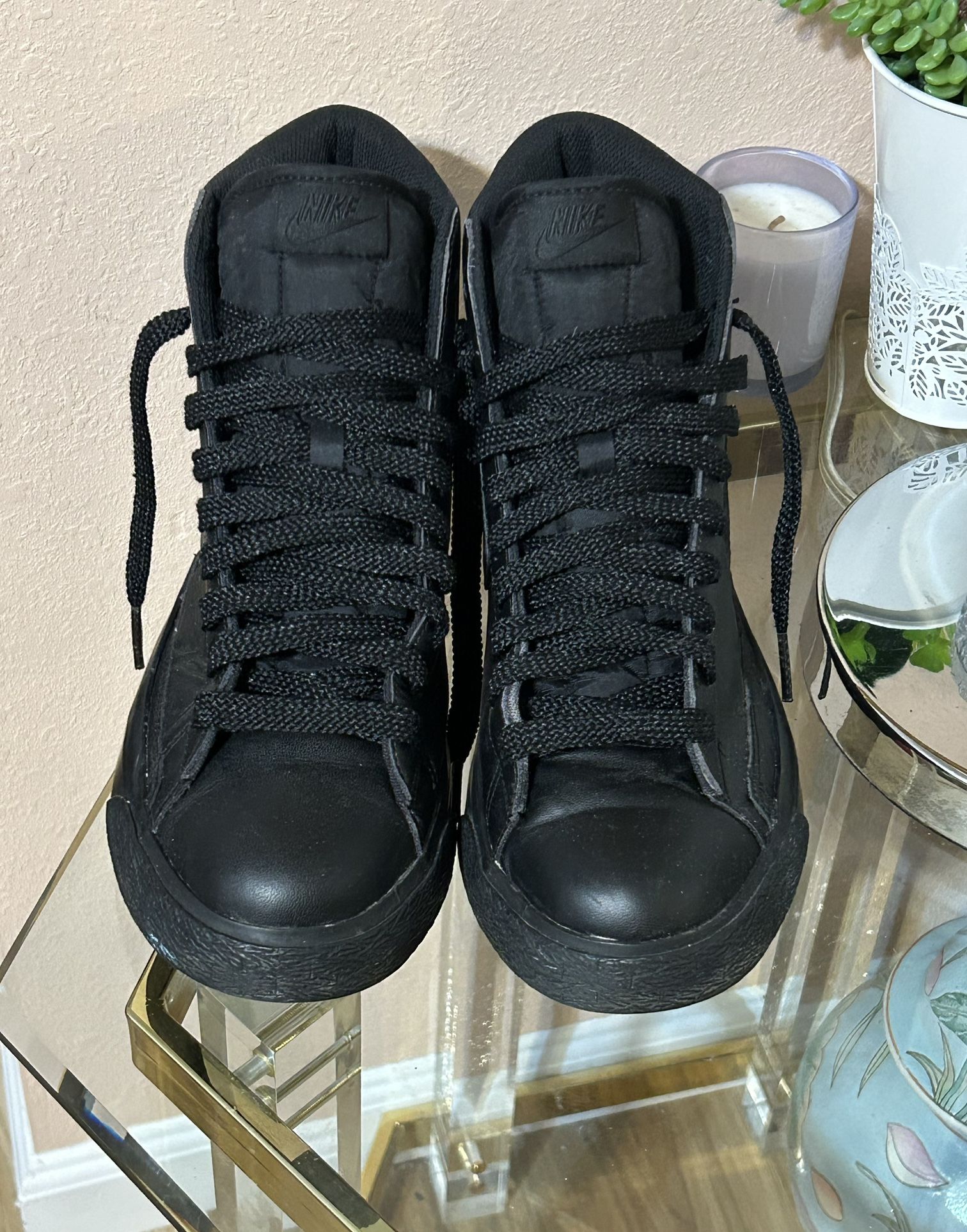 Nike Black Leather Blazer Mid 77 Sneakers Size 9