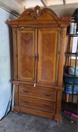 Armoire