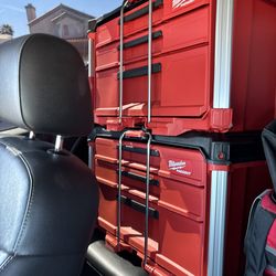 Milwaukee drawers new