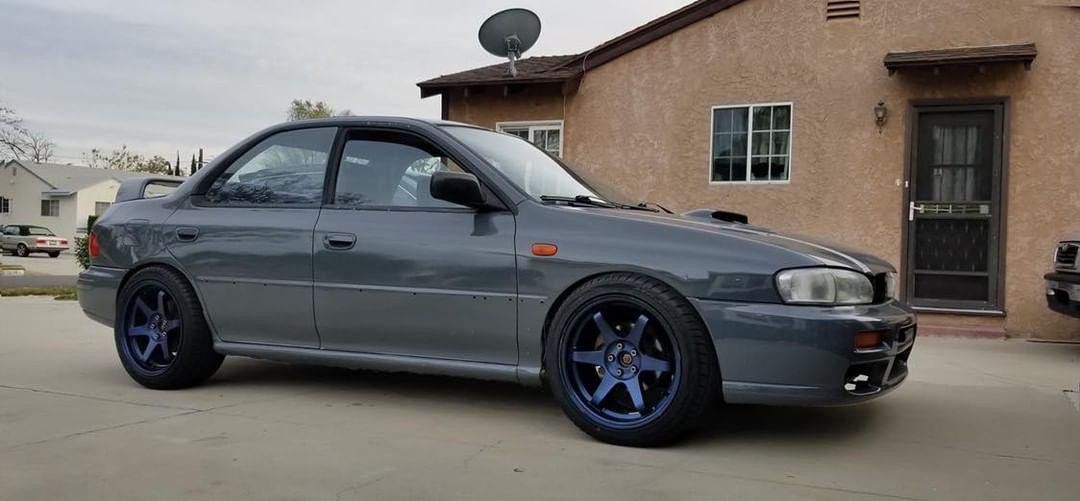 Subaru impreza wrx gc8