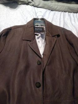Men's Xl brown leather jacket from Wilson store