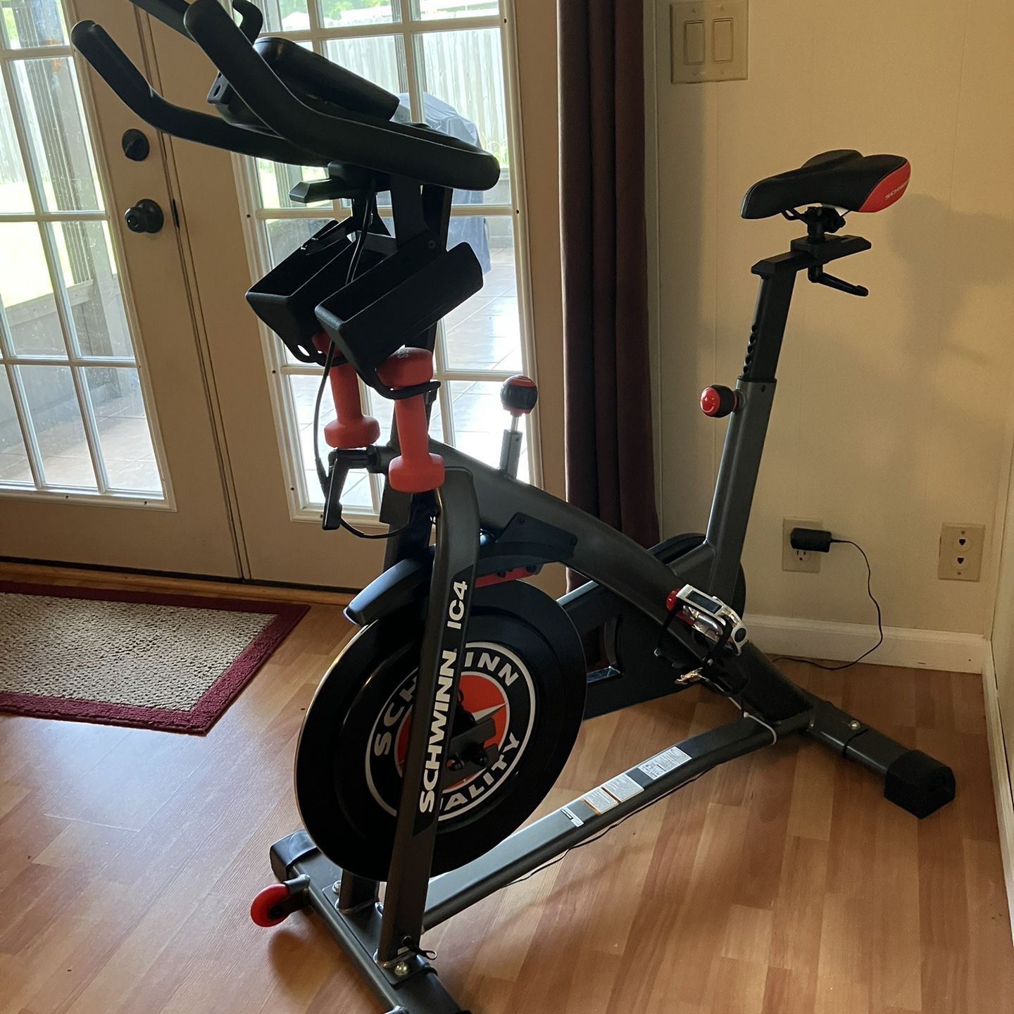 Bicycle Schwinn Ic8 Ic8 Icg Bike Reviews Bike Trainers Schwinn Ic8