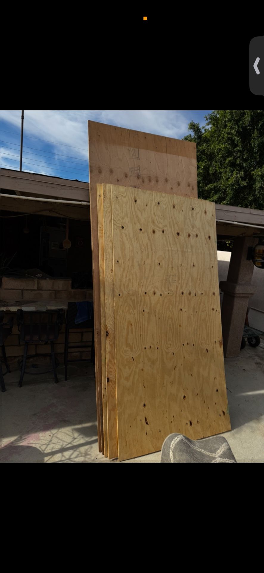 6x Big Pieces Of Plywood.