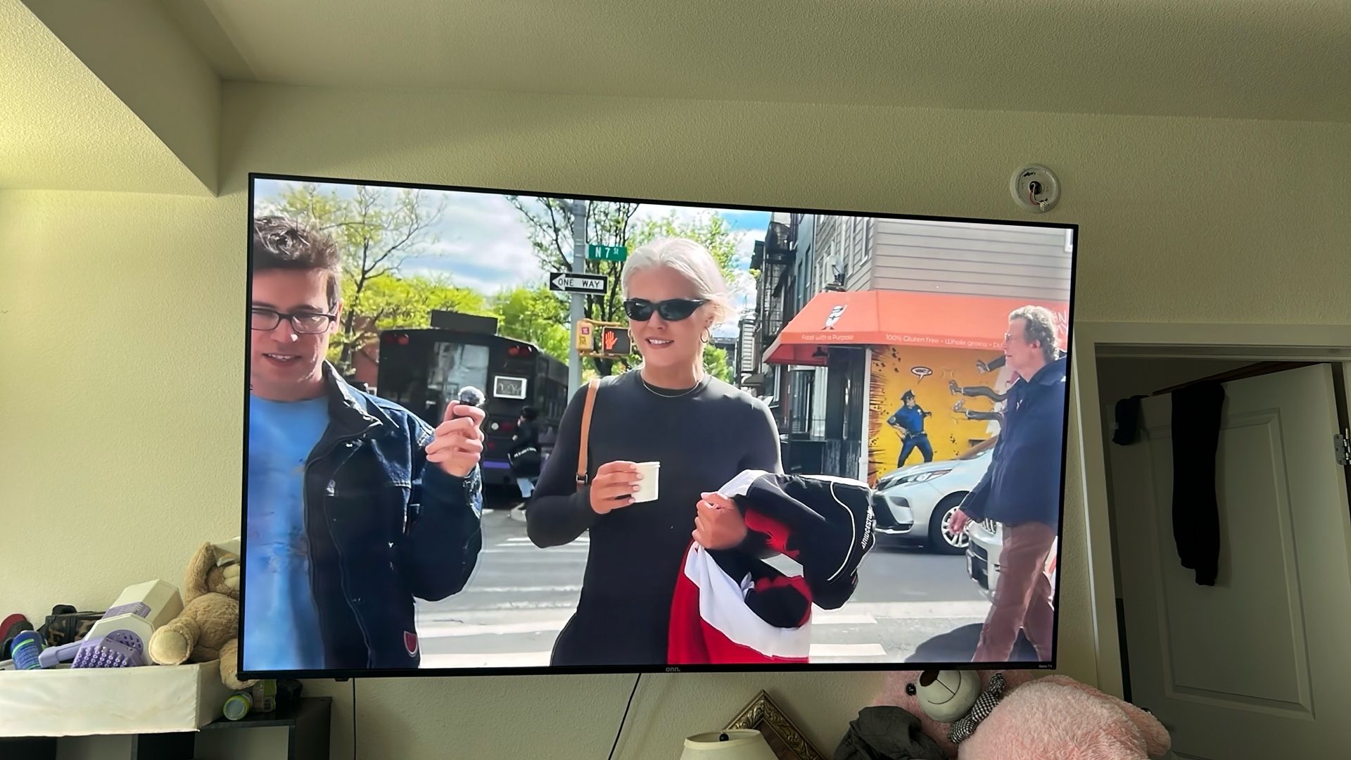 75 Inch Roku Smart Tv