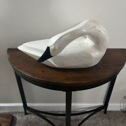 Full Size Solid Wood Carved Swan in Great Condition 