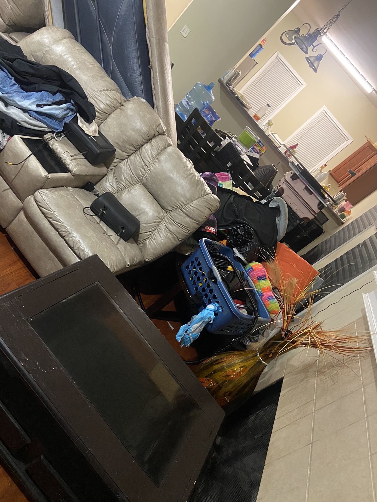 Furniture’s moving sale come get everything