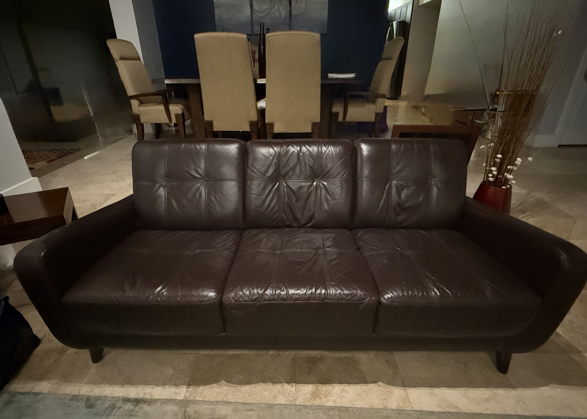 Sofa With 2 Lounge Chairs
