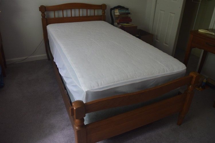 Twin Bed