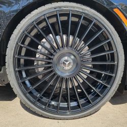 22: New Staggerd Roadforce RF22 Wheels & New Tires For MERCEDES BENZ E350/(contact info removed)