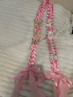 Graduation leis