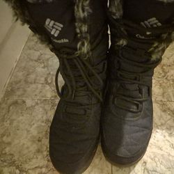 Columbia Snow Boots Women's Size 8.5