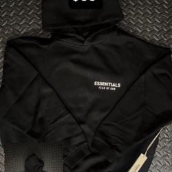BRAND NEW ESSENTIALS HOODIES AND SWEATS WITH BAGS