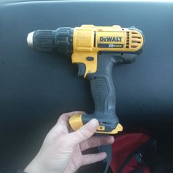 DeWalt 20vMax Drill