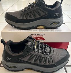 Skechers Archfit Goodyear New Size 11