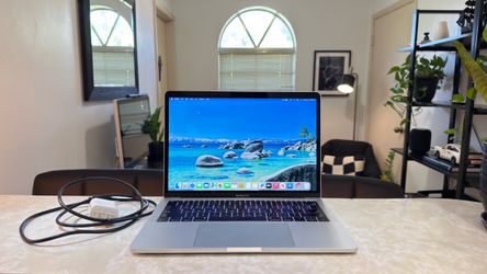 2016 MacBook Pro 13-inch (New Battery)
