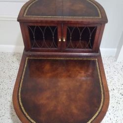 Rare Antique Weiman Heirloom End Table