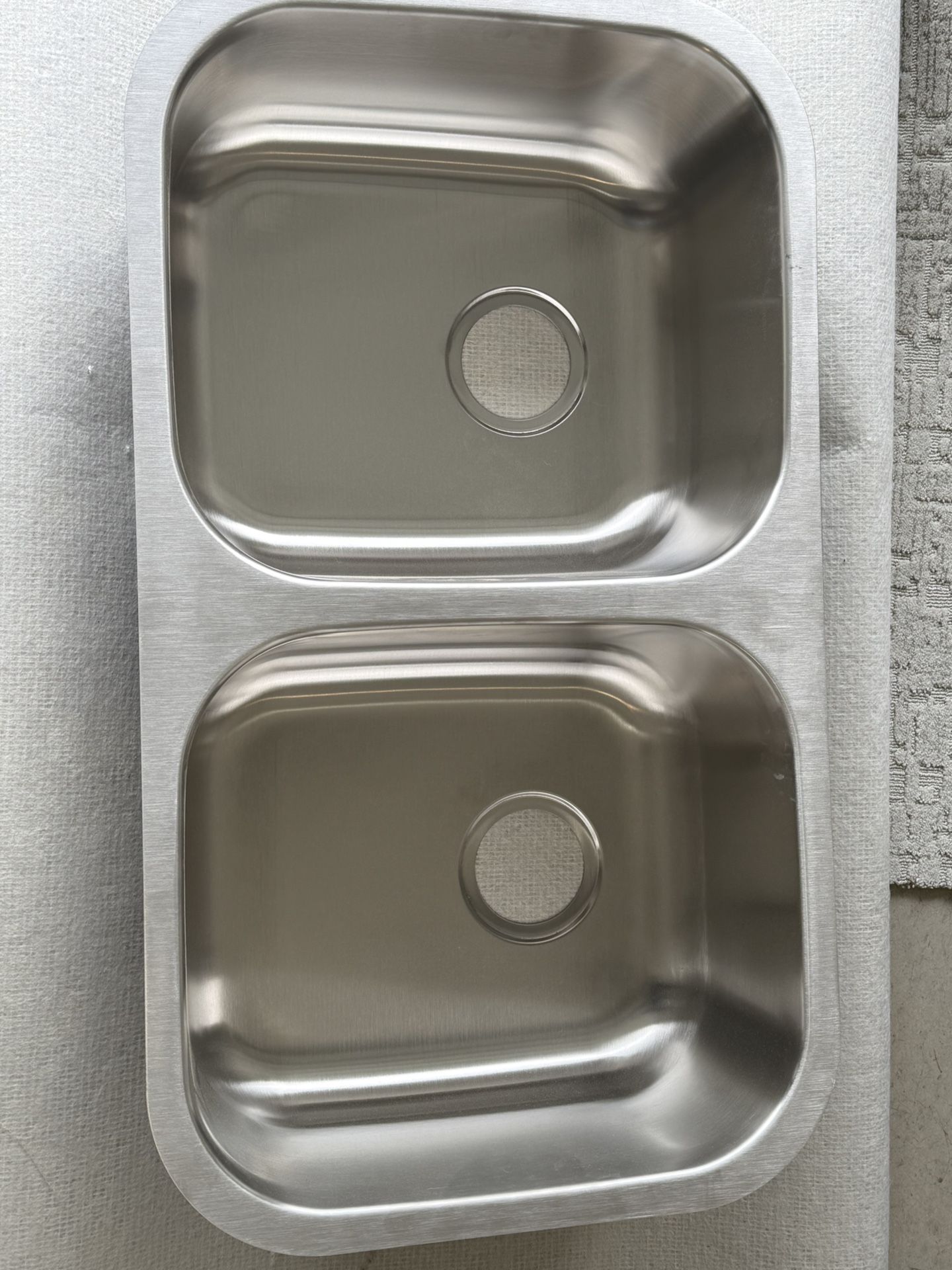Stainless Steel Kitchen Sink
