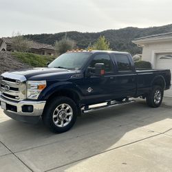 2012 Ford F-350 Lariat  Only 126,000. Diesel, 4x4, Loaded. Excellent Condition