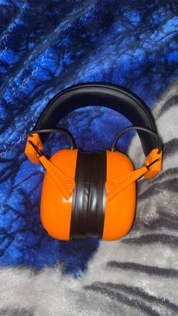 Amazon approved headphones