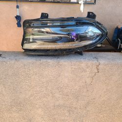 Dodge Charger Rt Front Passanger Light