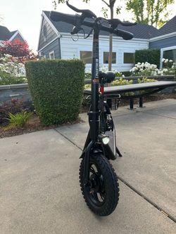 Phantom Electric Scooter Black